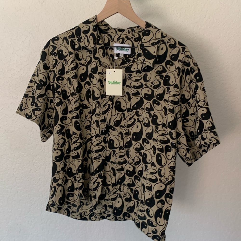 Holiday Emma mulholland yin Yang linen top